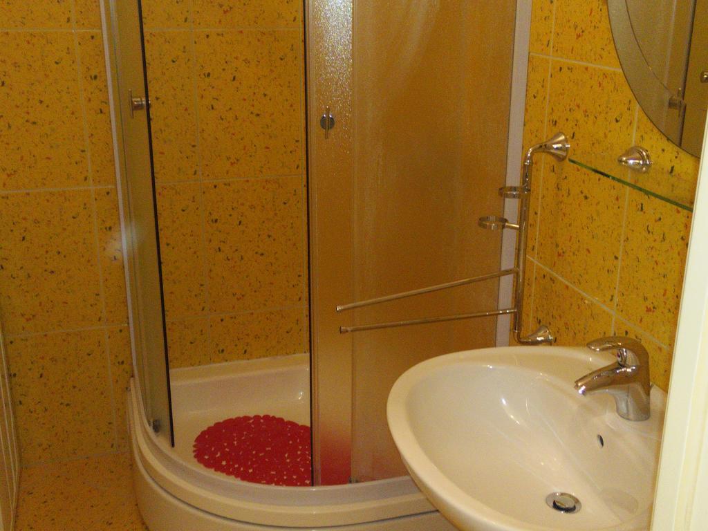 Mihaela Appartement *